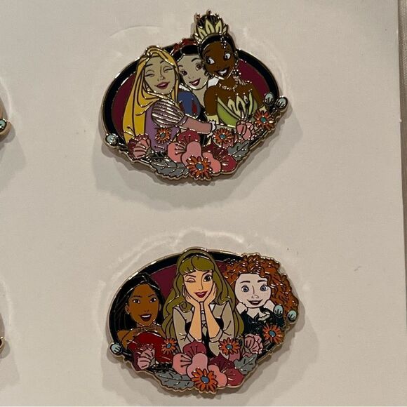 Disney Parks X 12 Disney Princesses 4 Pin Set Belle Ariel Tiana Moana NWT 👑 - Picture 3 of 5